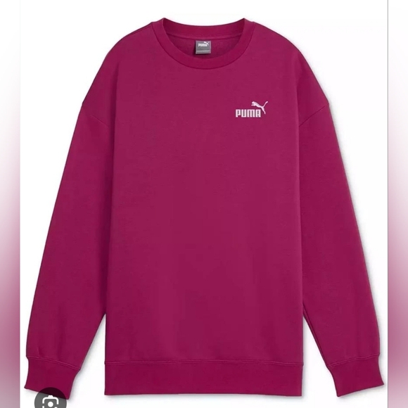 $50 Puma Womens Essentials Oversized Crewneck Sweatshirt - Picture 1 of 7